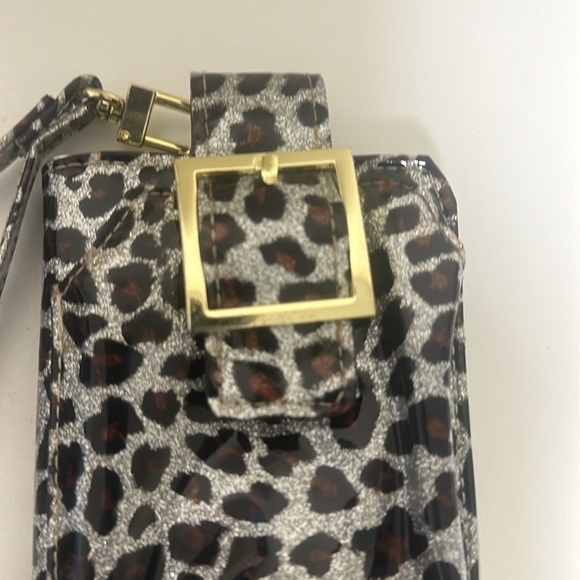 Steve Madden glitter cheetah brown/black and silver wallet with front phone case - Picture 3 of 10
